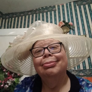 Meet your Posher, Debra